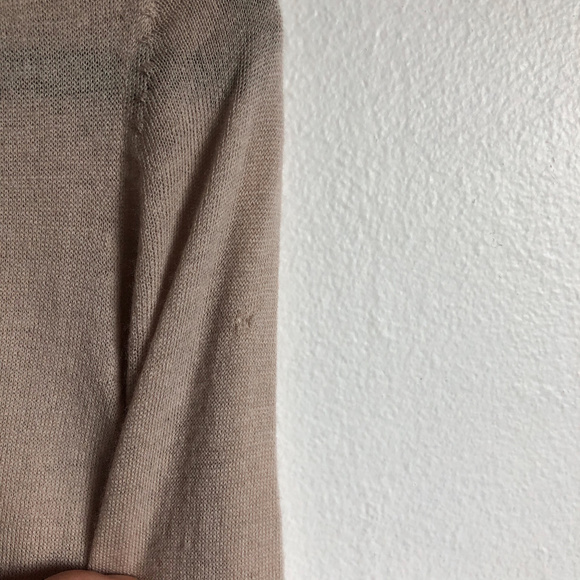 Fenn Wright Manson Lightweight Soft Wool Cardigan - Picture 3 of 6